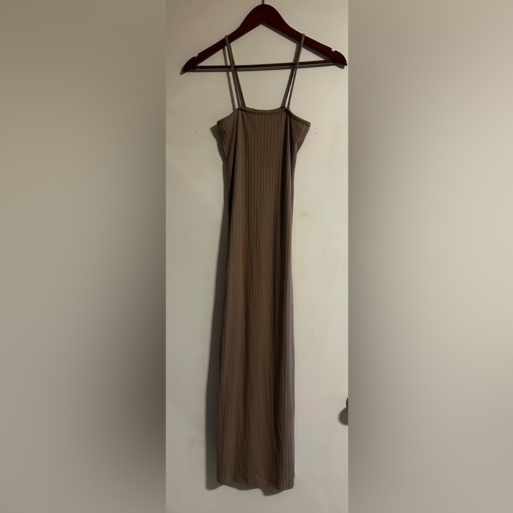 BUCKETLIST - Ribbed Midi - Picture 5 of 8